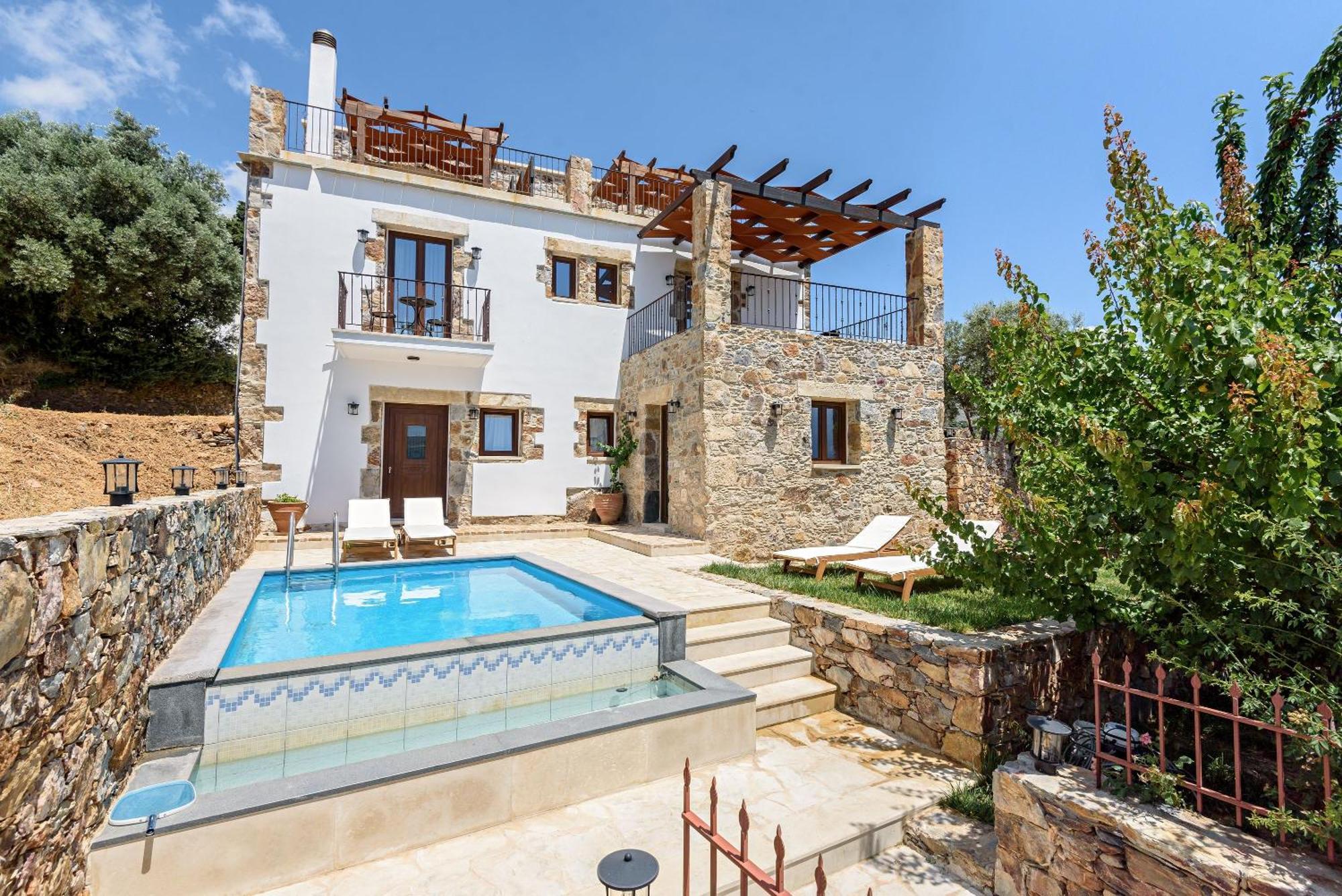 Minos Country Living * Agriles